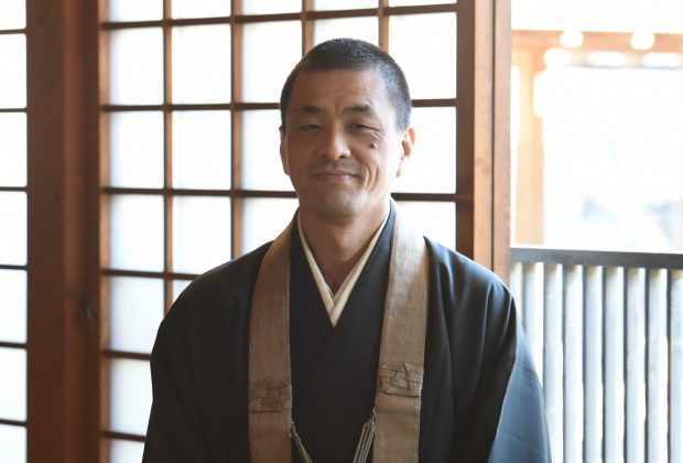 鈴村智弘さん / 八事山興正寺 僧侶 | 大ナゴヤツアーズ DAI NAGOYA TOURS